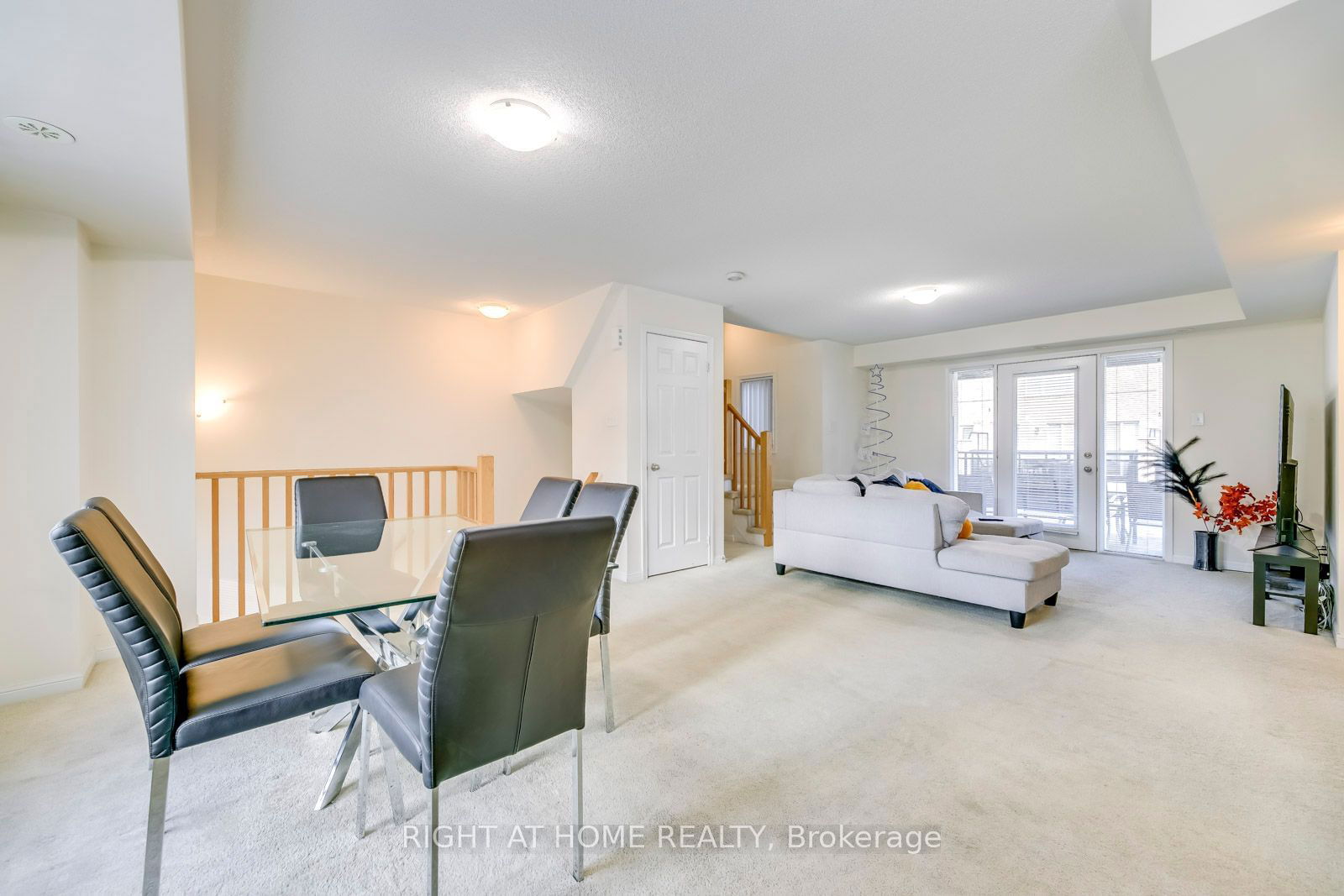 5650 Winston Churchill Blvd, unit 70 for rent