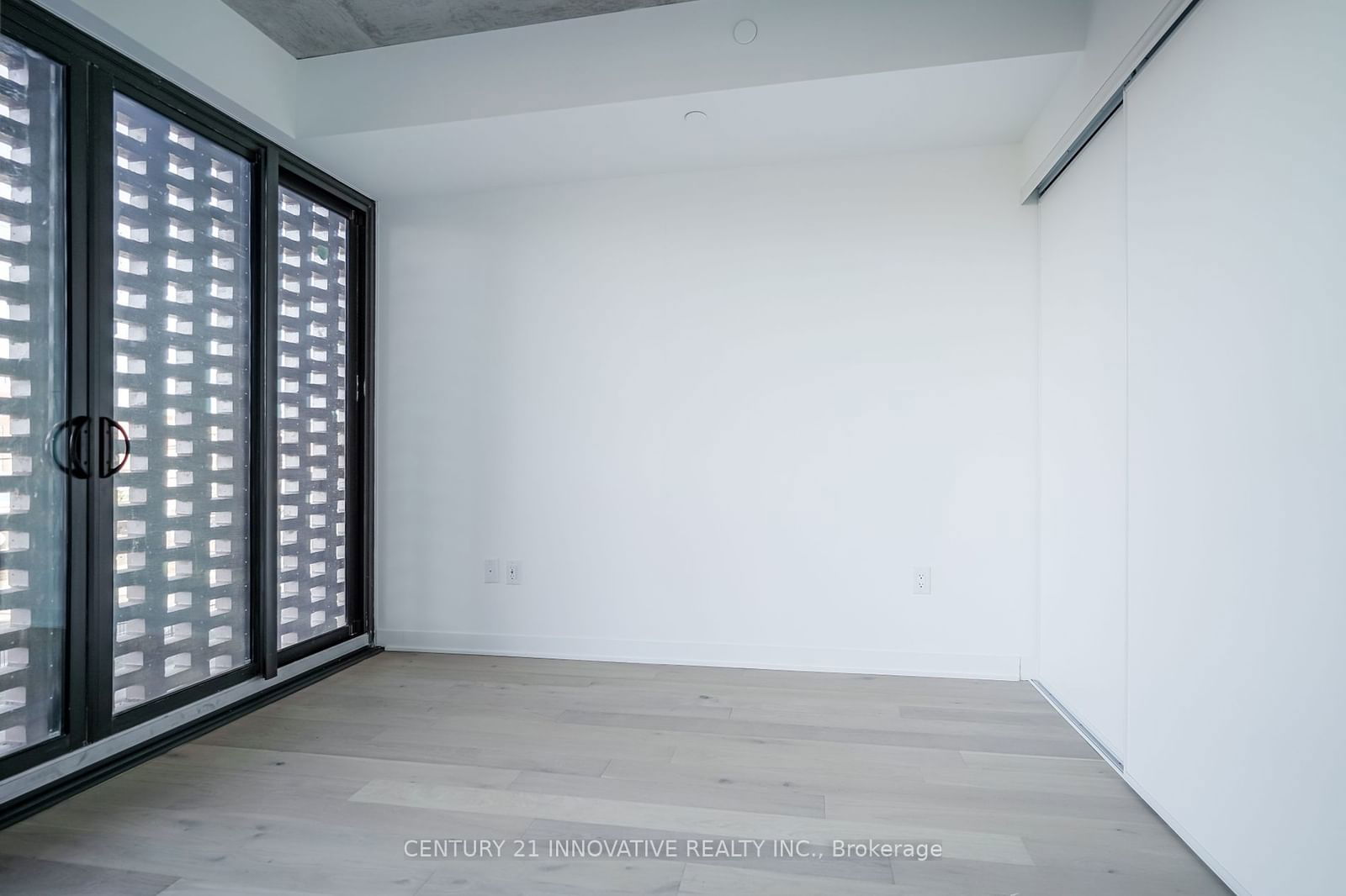 2625 Dundas St W, unit 311 for rent