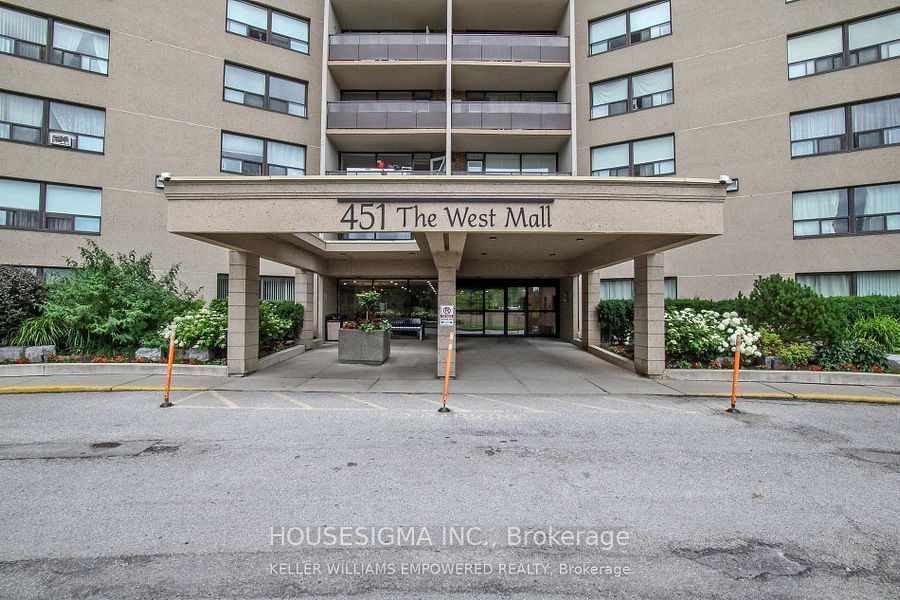 451 The West Mall, unit 922 for sale