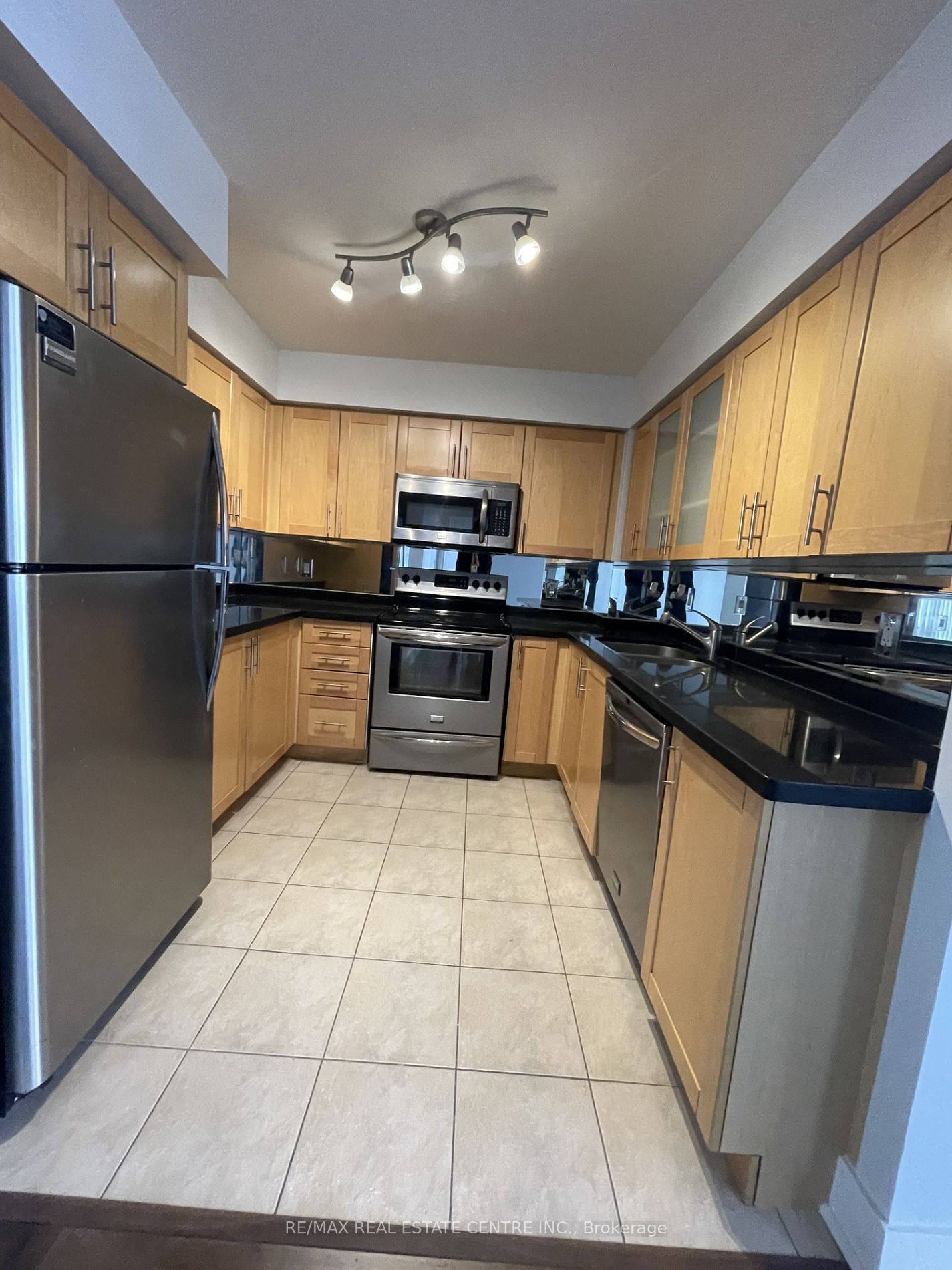 4090 Living Arts Dr, unit 1802 for rent