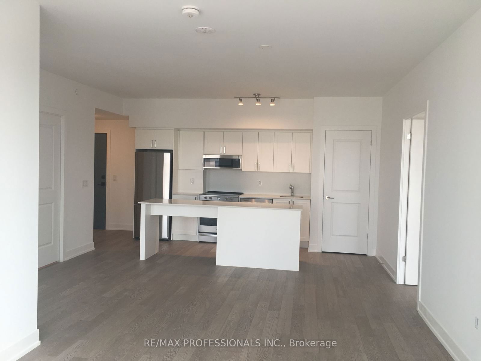 1063 Douglas McCurdy Comm, unit 409 for rent