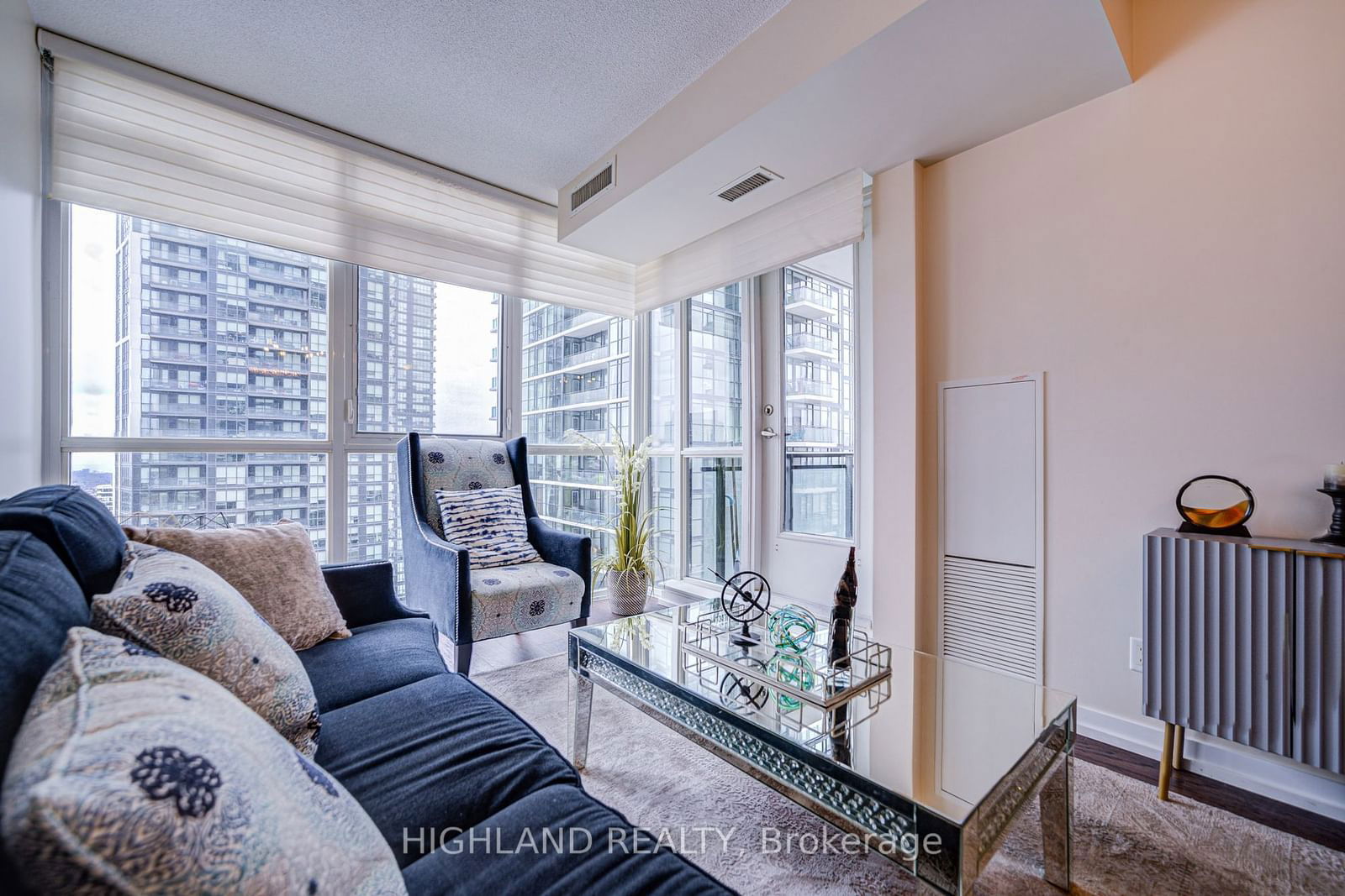 4070 Confederation Pkwy, unit 2503 for sale