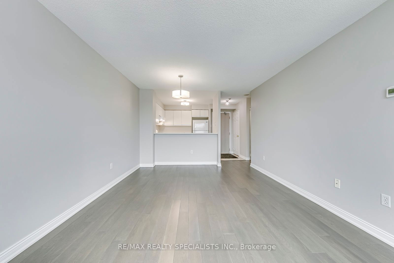 2177 Burnhamthorpe Rd W, unit 1605 for sale