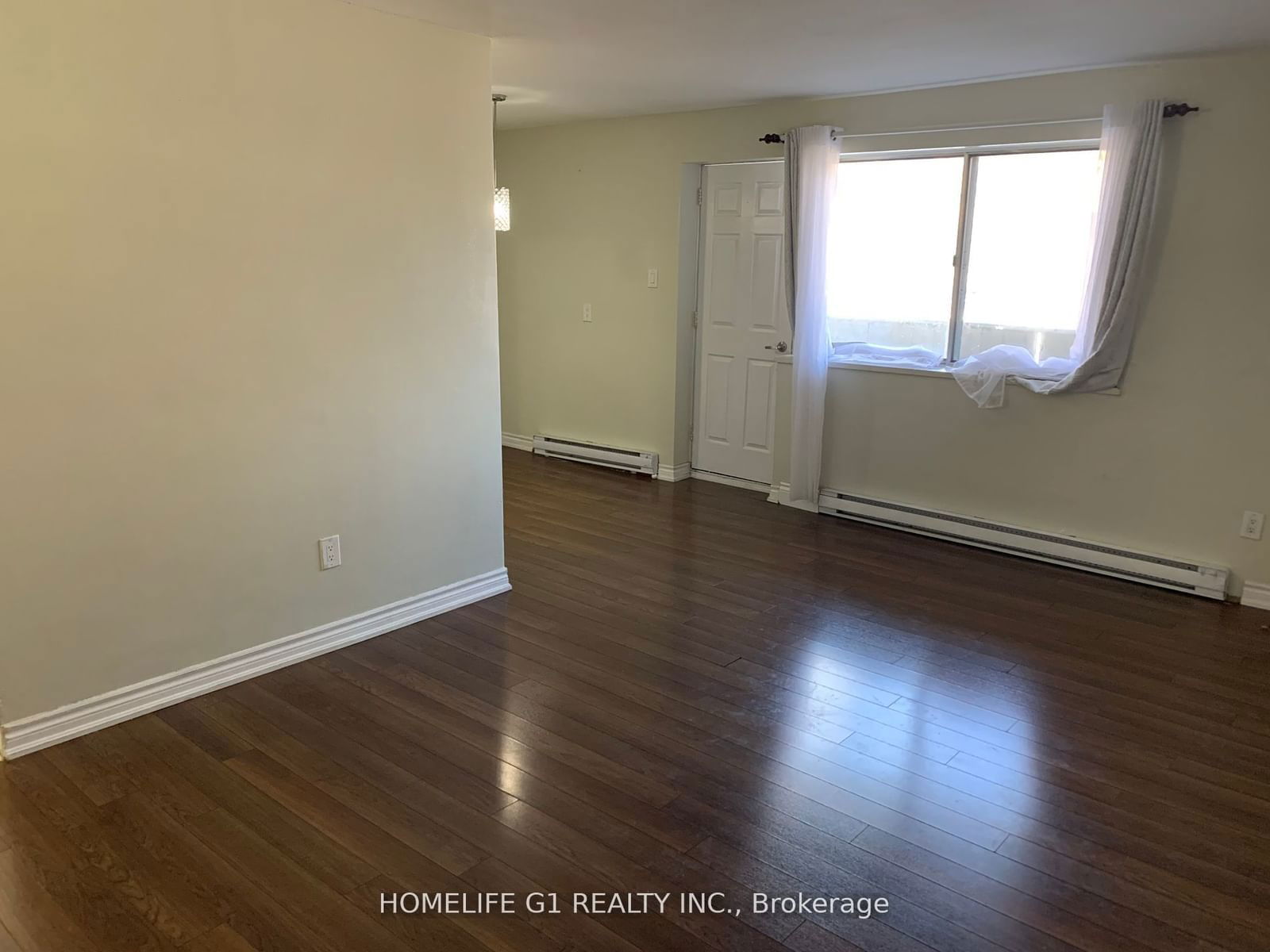 1660 Bloor St, unit 212 for rent