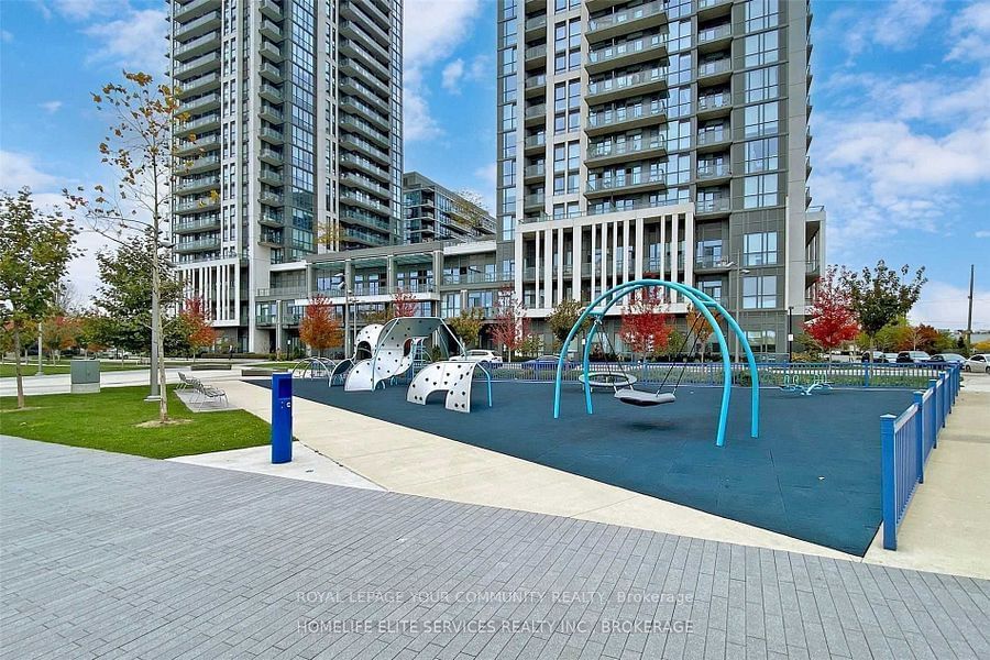 IQ Condos, Etobicoke, Toronto