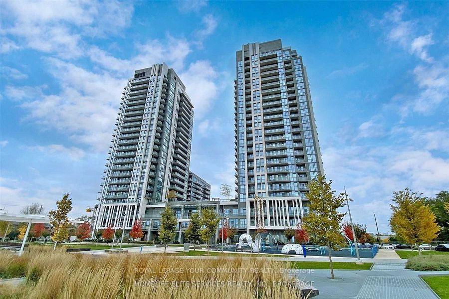 IQ Condos, Etobicoke, Toronto