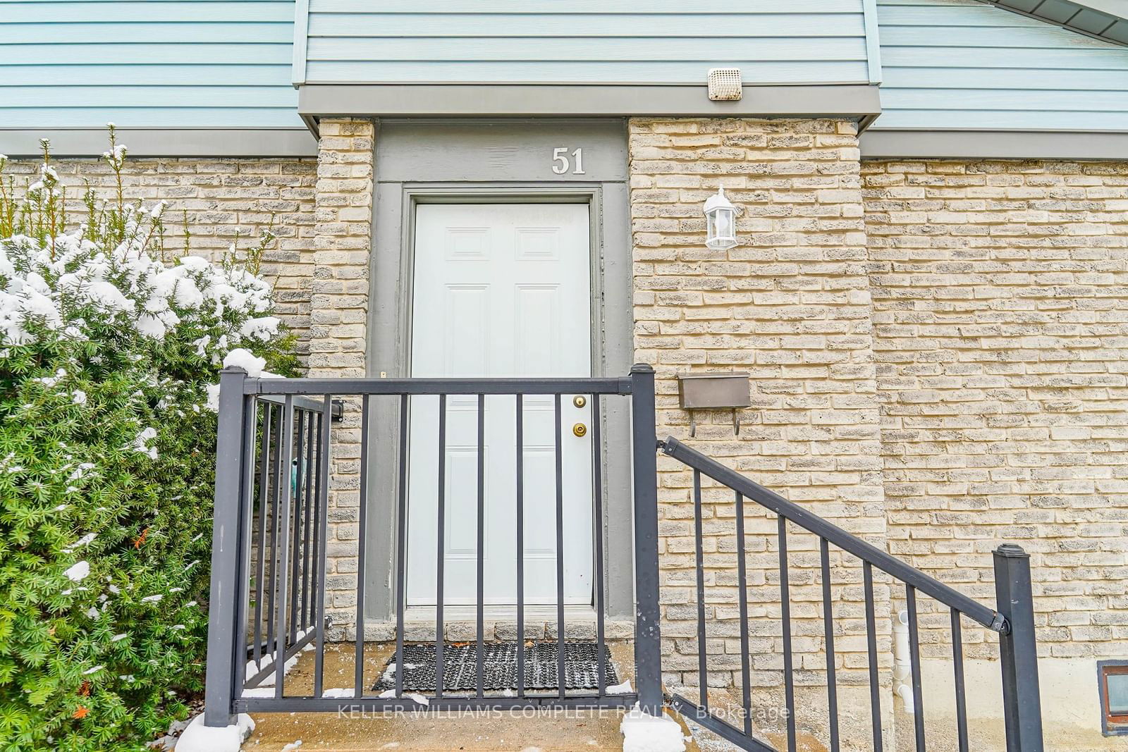 98 Falconer Drive Townhomes, Mississauga, Toronto