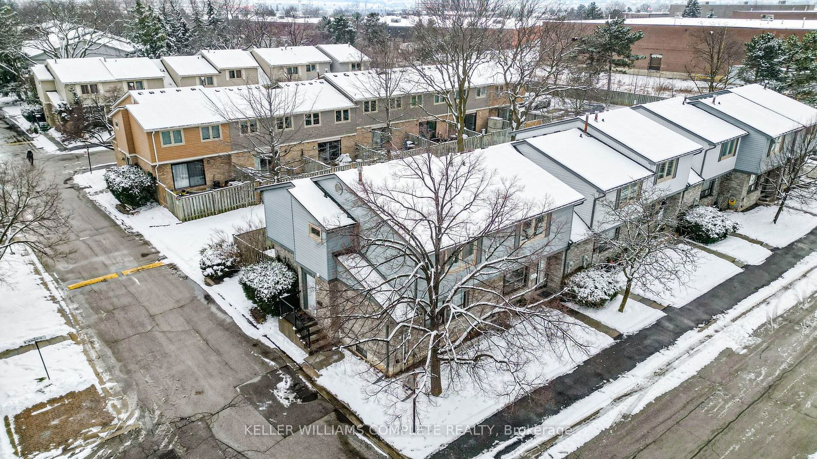 98 Falconer Drive Townhomes, Mississauga, Toronto