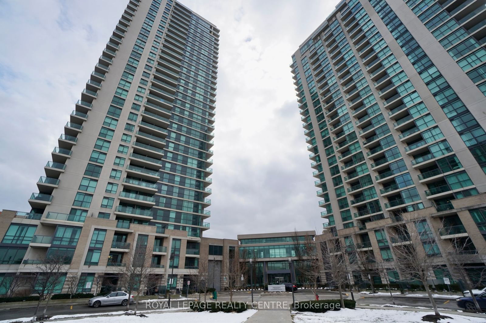 225 Sherway Gardens Rd, unit 601 for rent