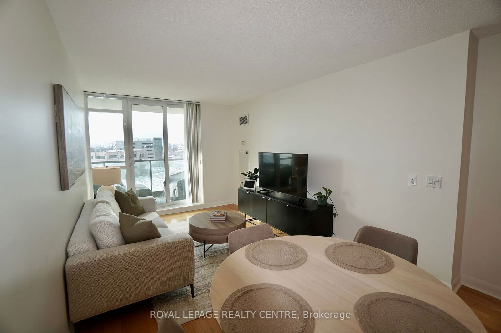 225 Sherway Gardens Rd, unit 601 for rent