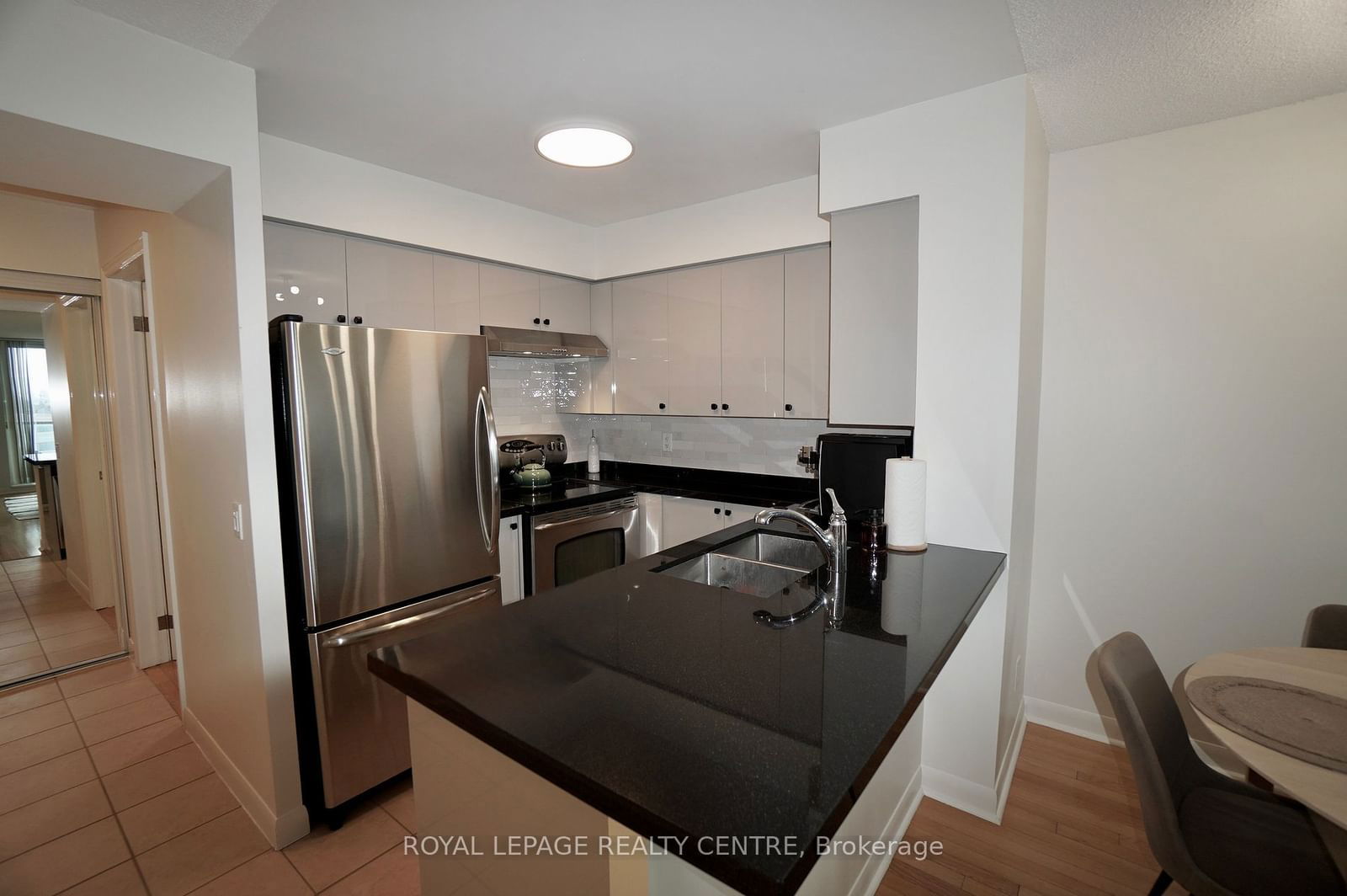 225 Sherway Gardens Rd, unit 601 for rent