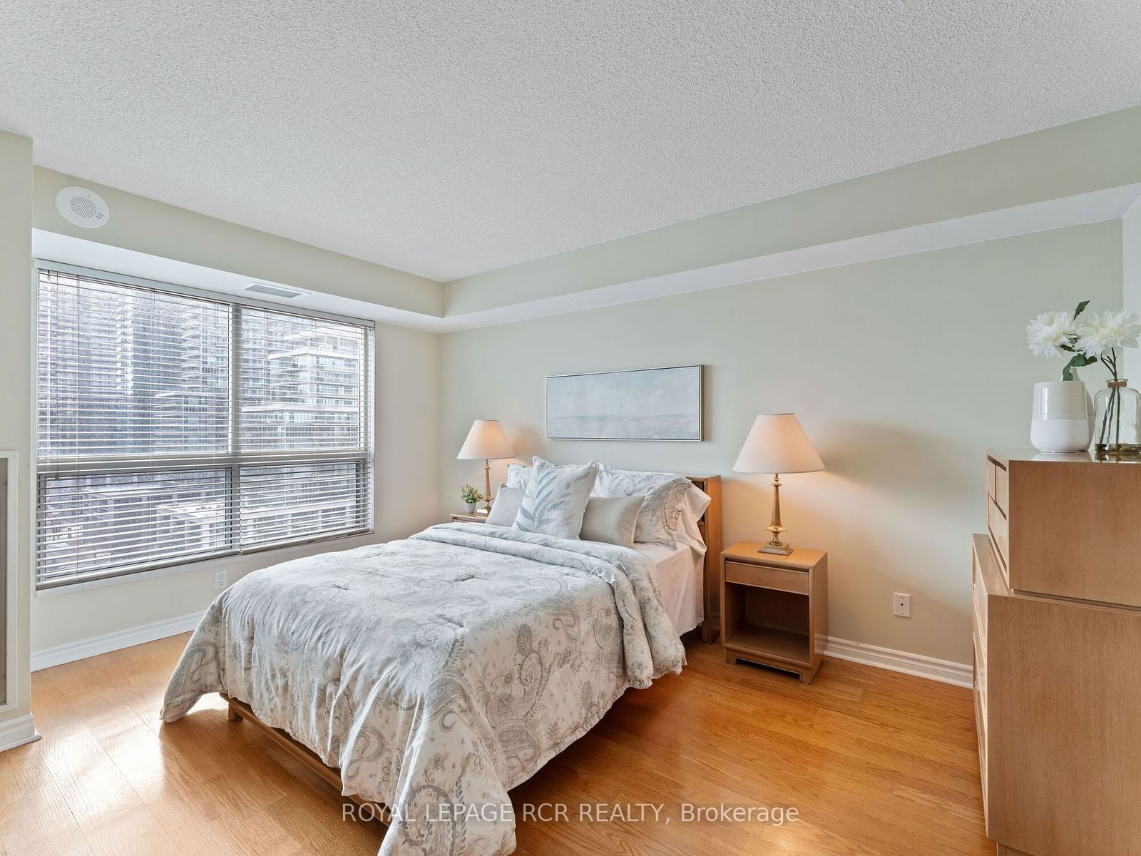 2111 Lake Shore Blvd W, unit 1116 for sale