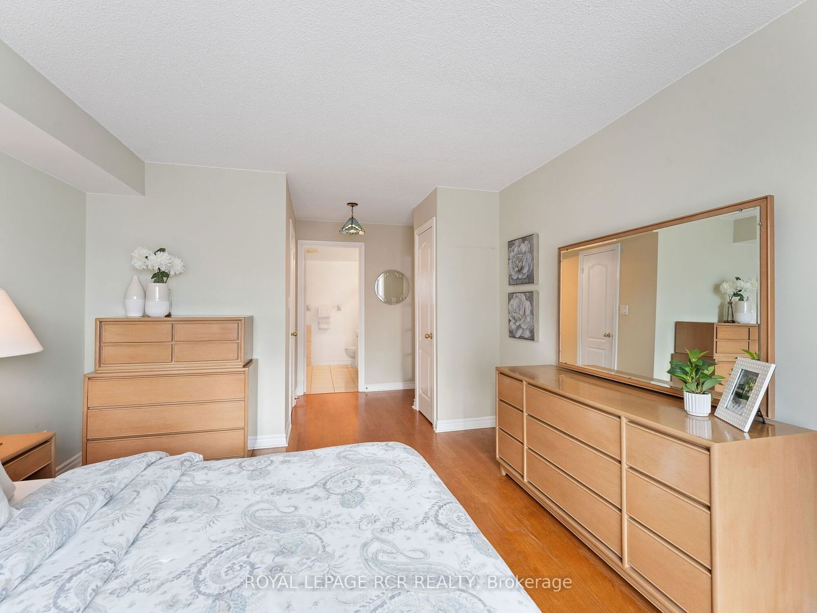 2111 Lake Shore Blvd W, unit 1116 for sale