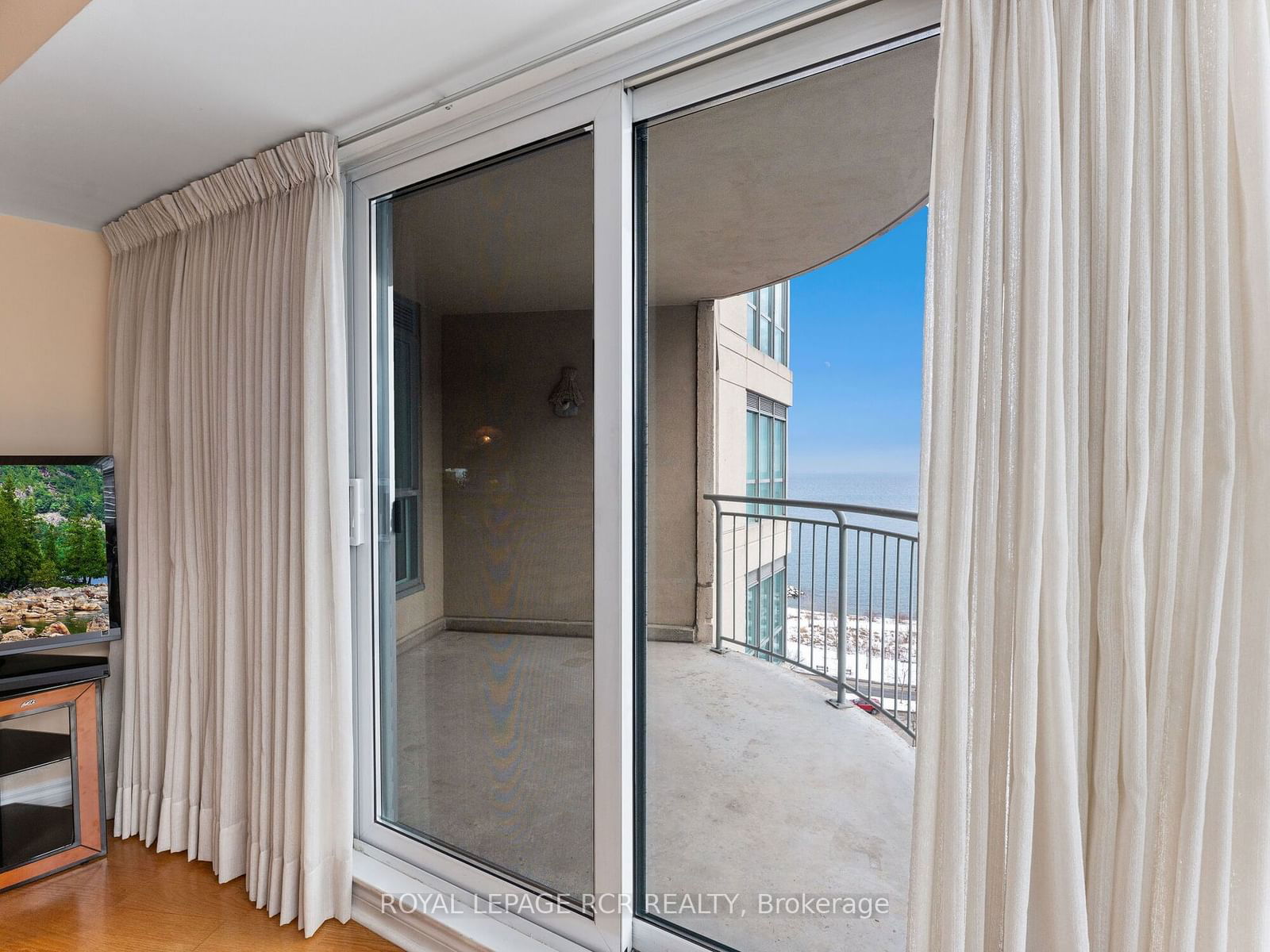 2111 Lake Shore Blvd W, unit 1116 for sale