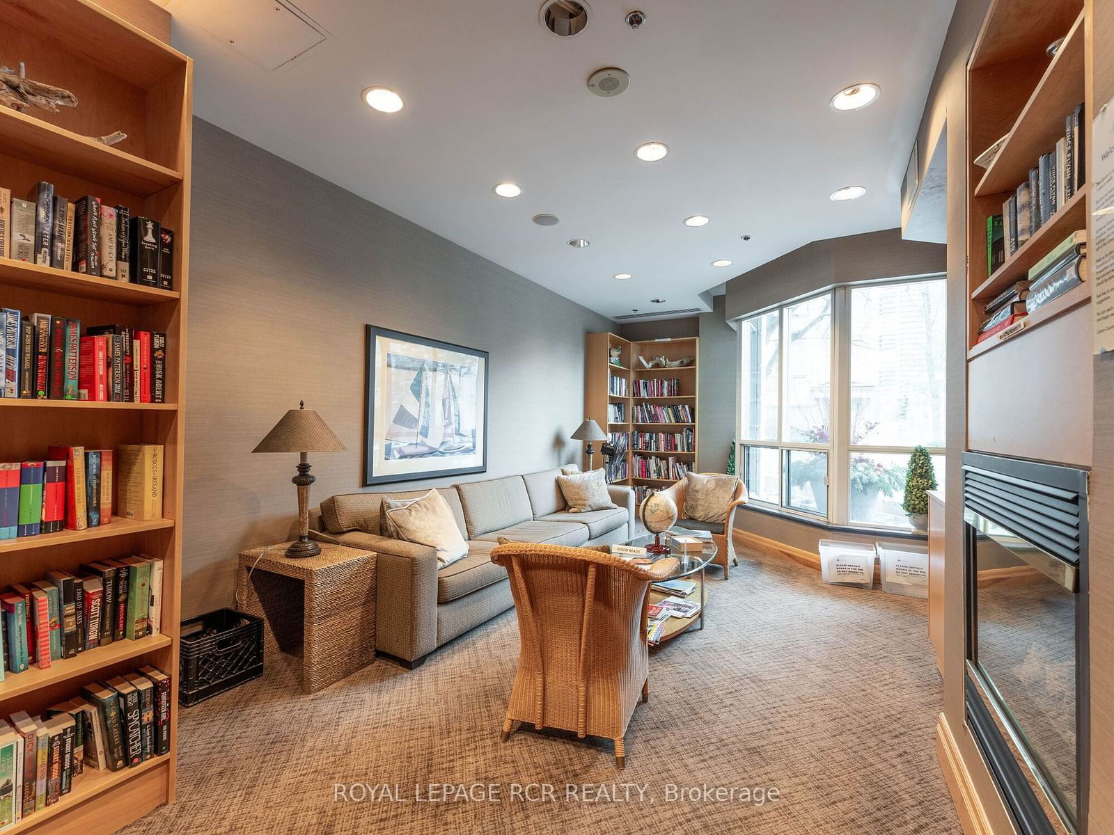 2111 Lake Shore Blvd W, unit 1116 for sale