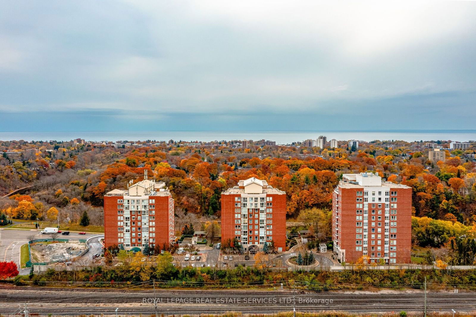 Oakridge Heights III Condos, Oakville, Toronto