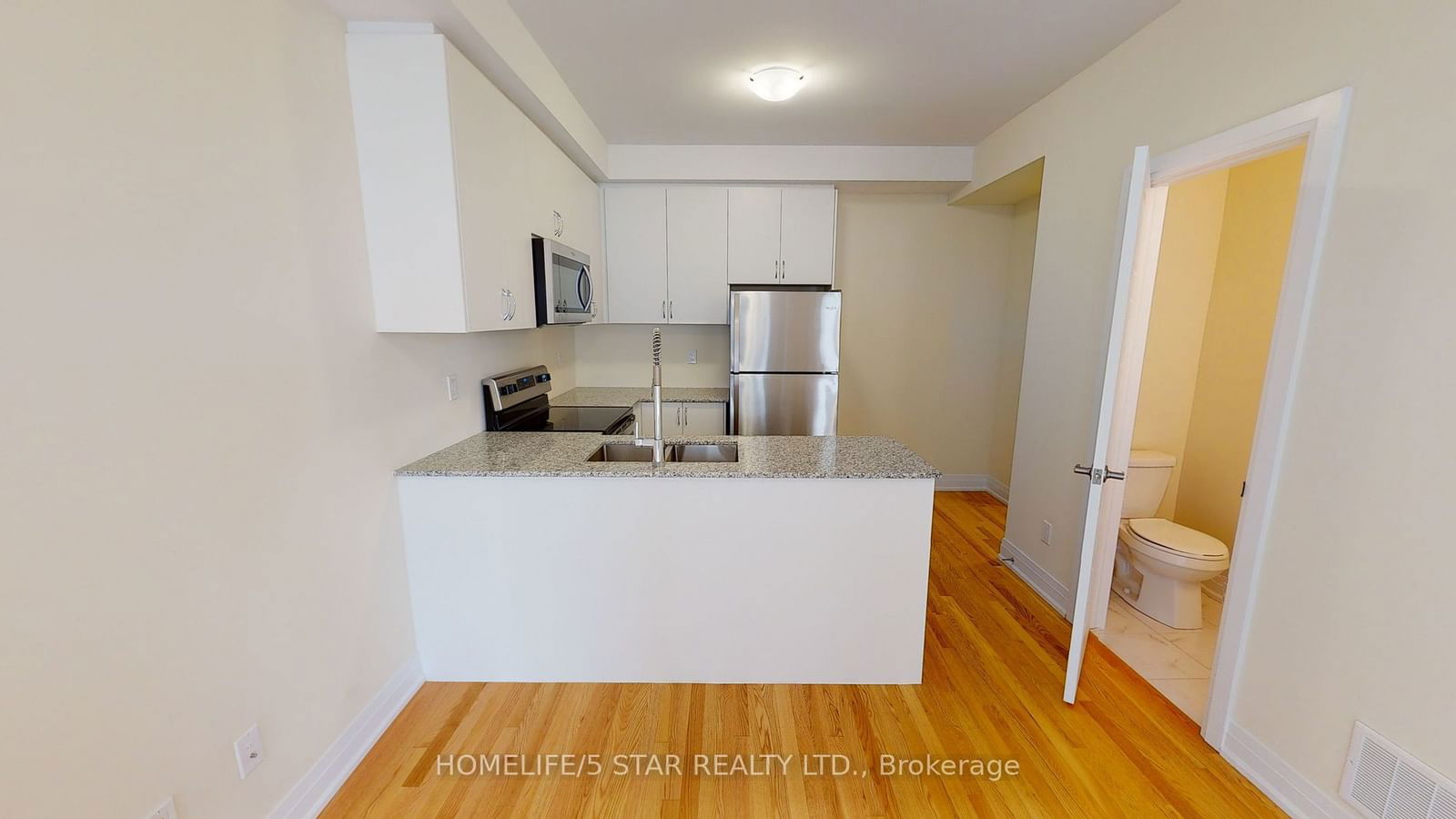 713 Lawrence Ave W, unit 11 for rent