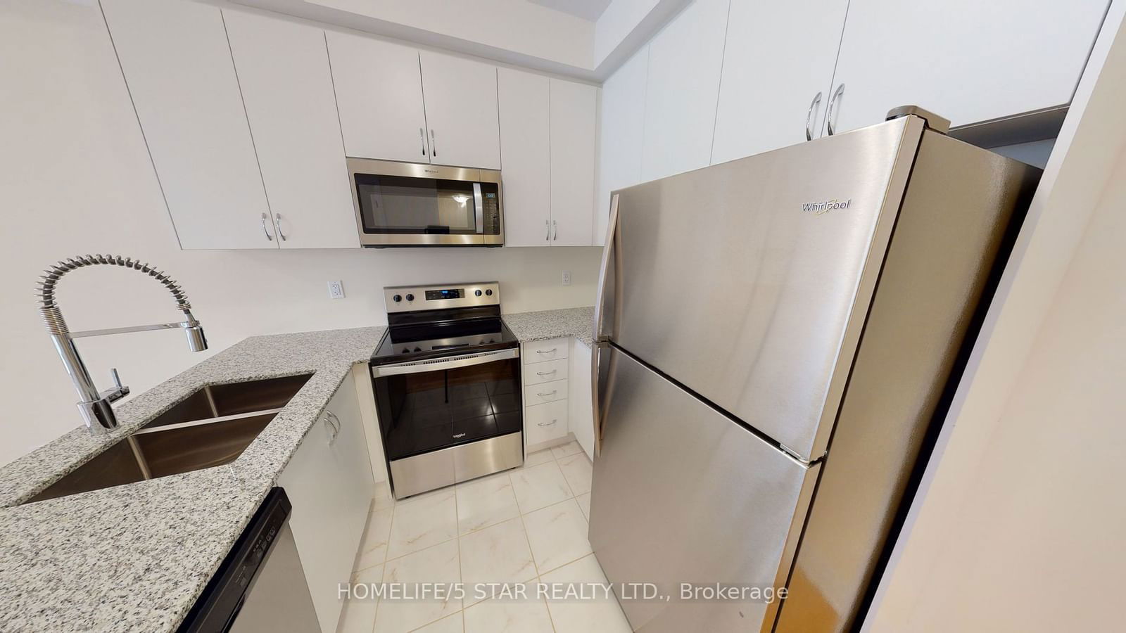 713 Lawrence Ave W, unit 11 for rent