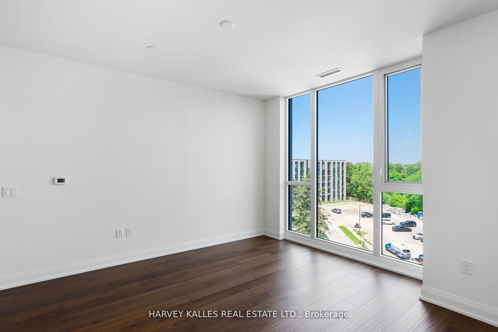 293 The Kingsway Condos, Etobicoke, Toronto