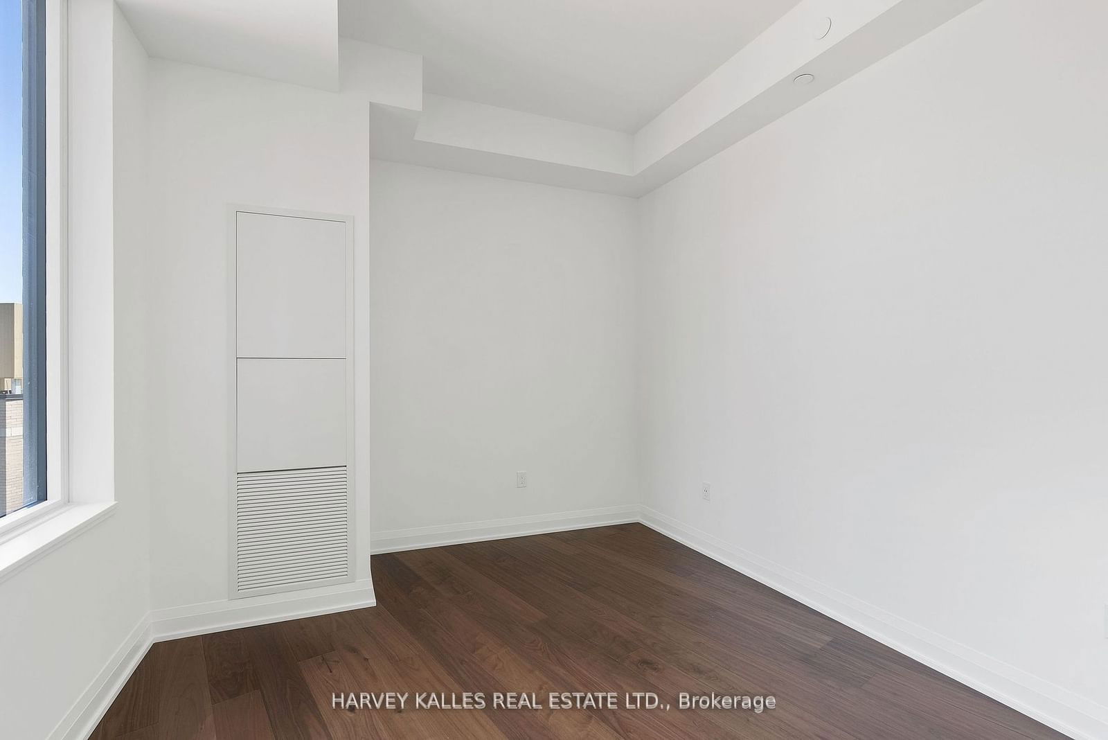 293 The Kingsway, unit 707 for sale