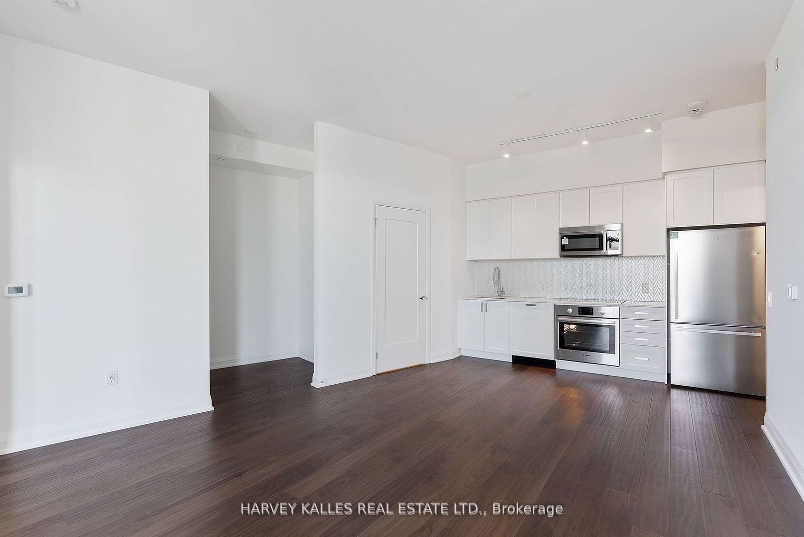 293 The Kingsway, unit 707 for sale