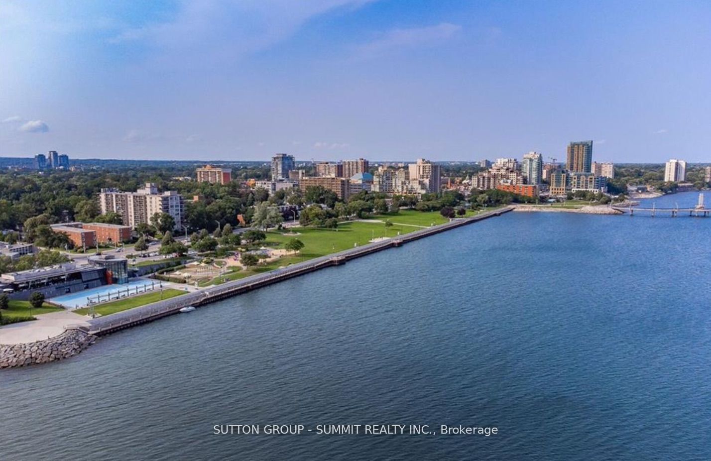 2060 LAKESHORE Rd, unit 404 for sale