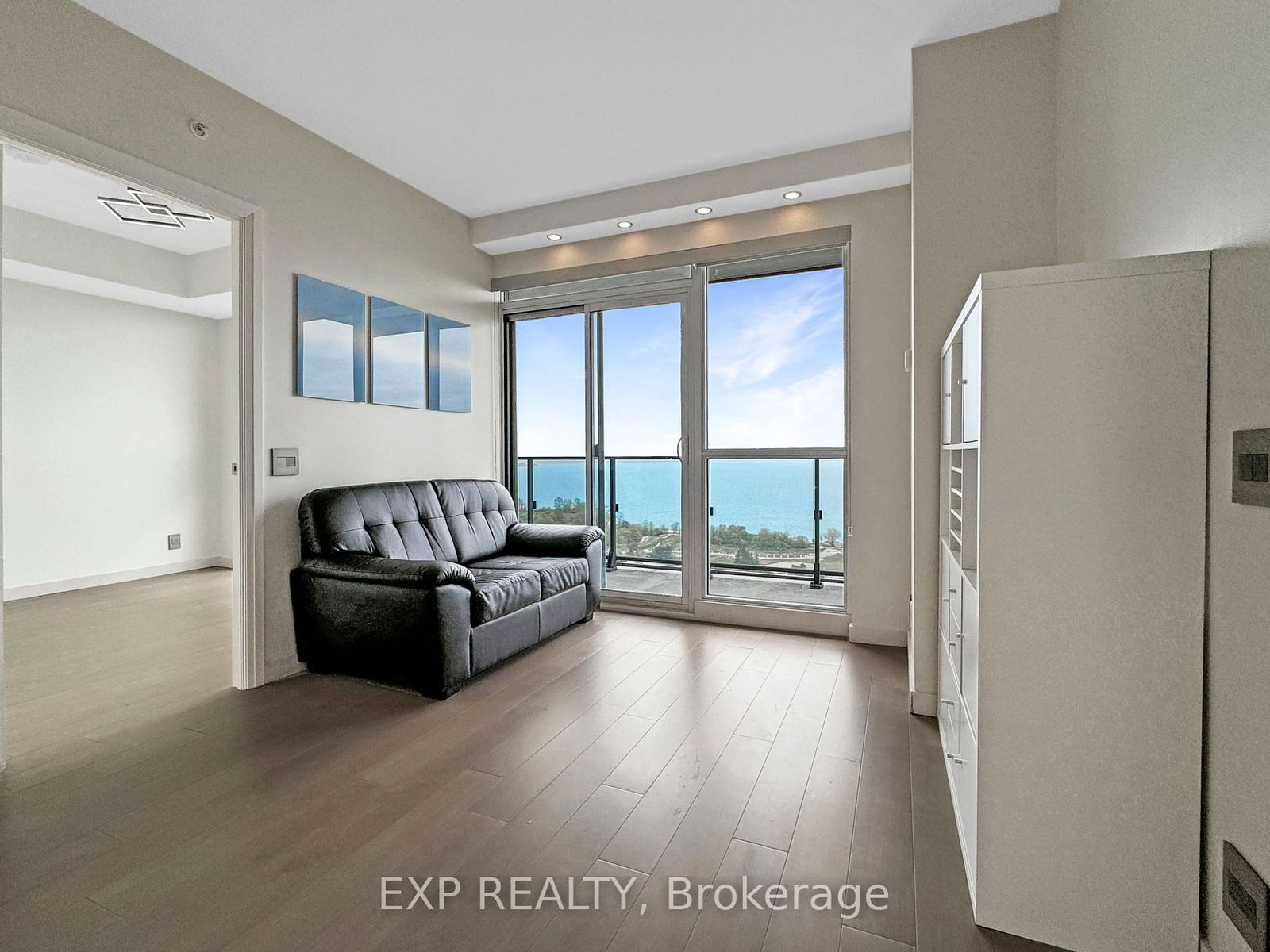 2200 Lakeshore Blvd W, unit 3210 for rent