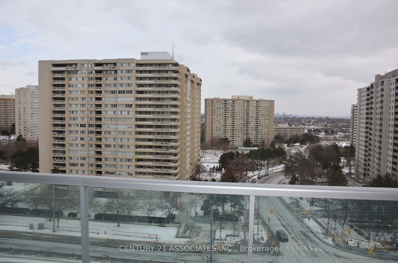 33 Elm Dr W, unit 1211 for rent