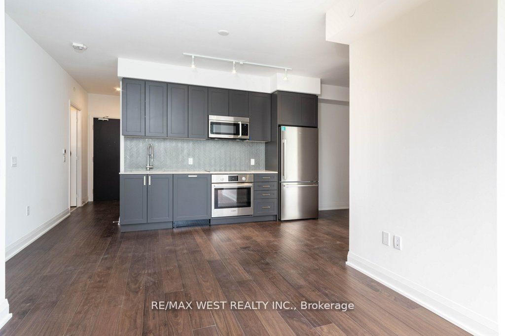 293 The Kingsway, unit 307 for rent