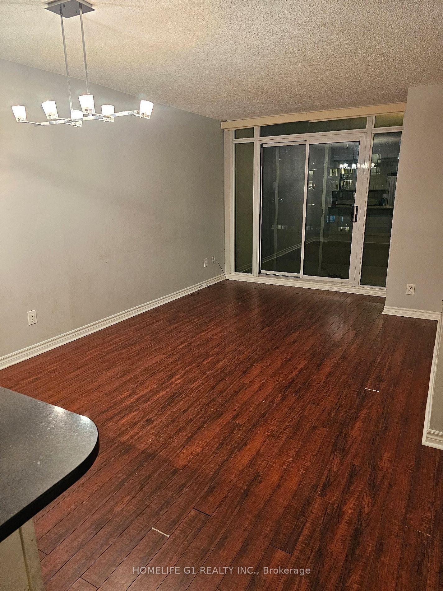 335 Rathburn Rd, unit 1503 for rent