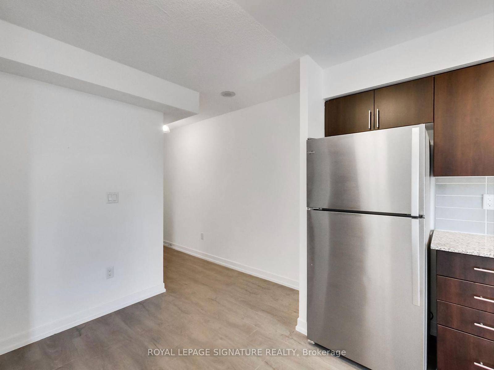 1420 Dupont St, unit 716 for rent