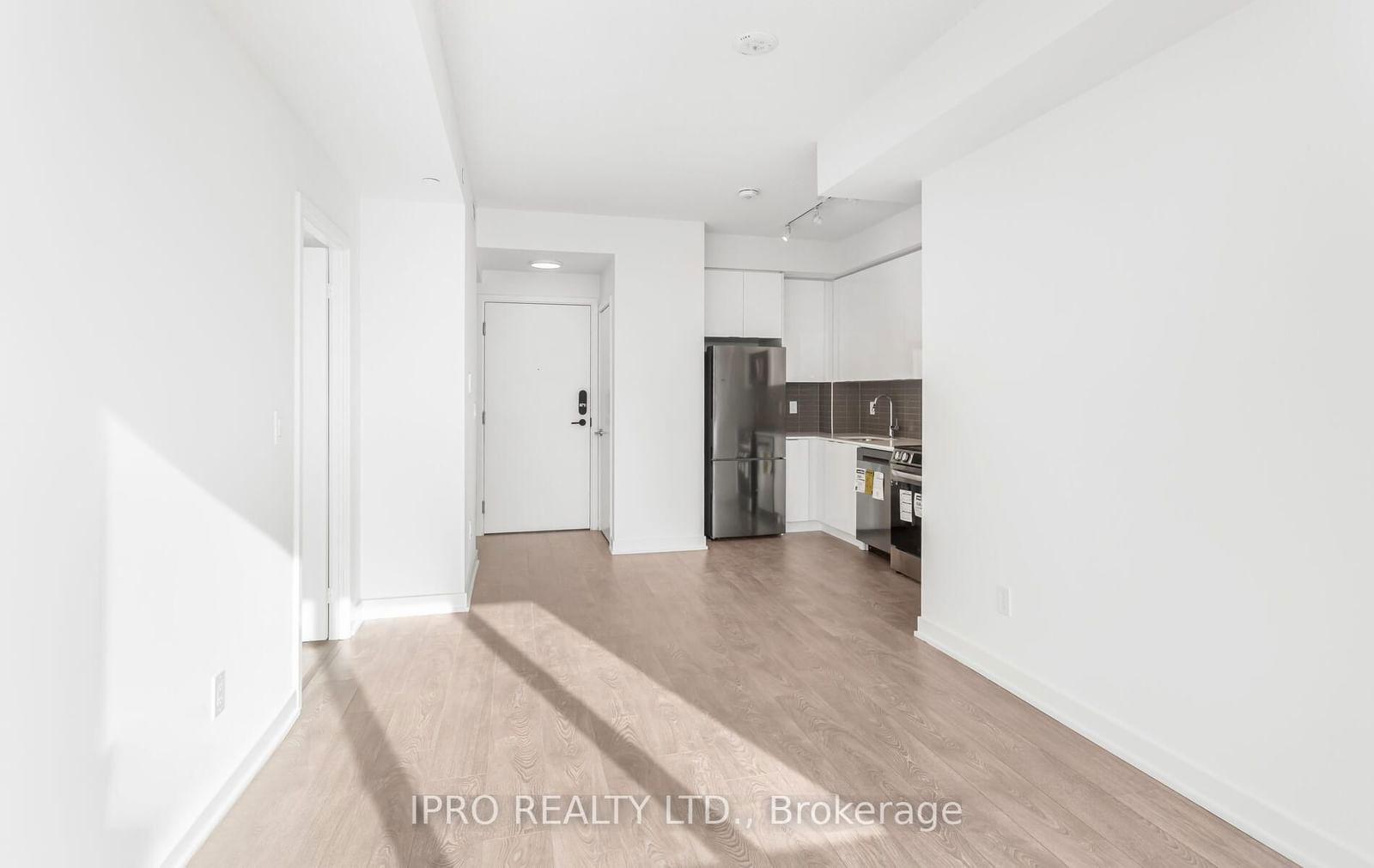 225 Malta Ave, unit 1505 for rent