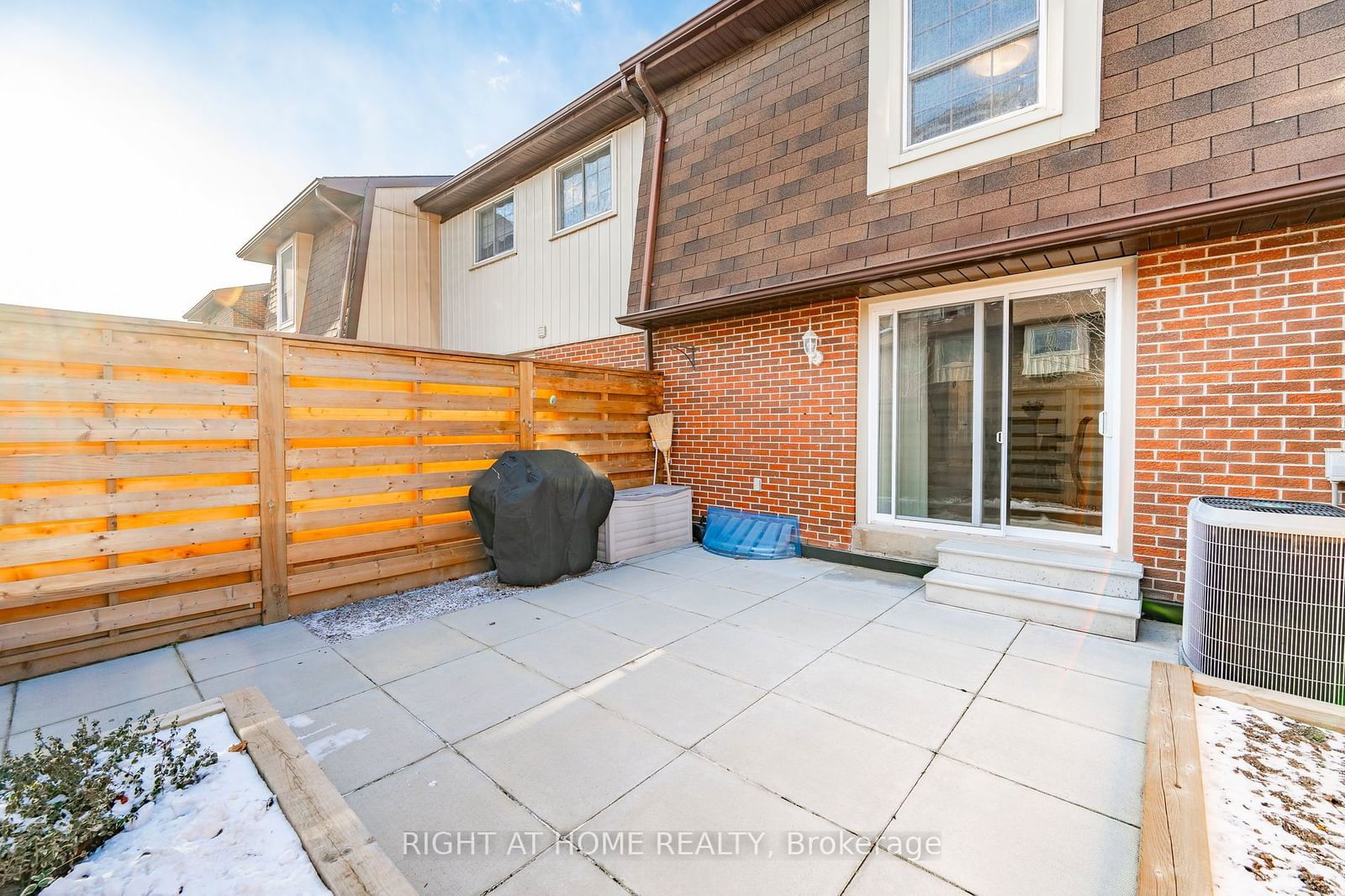 Central Park Village Townhomes, Burlington, Toronto