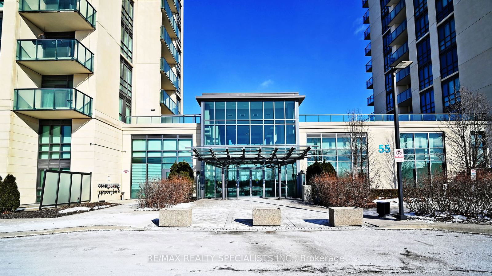 45 Yorkland Blvd, unit 1105 for sale