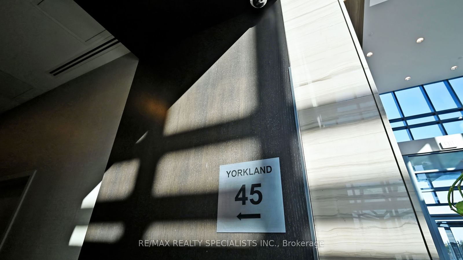 45 Yorkland Blvd, unit 1105 for sale