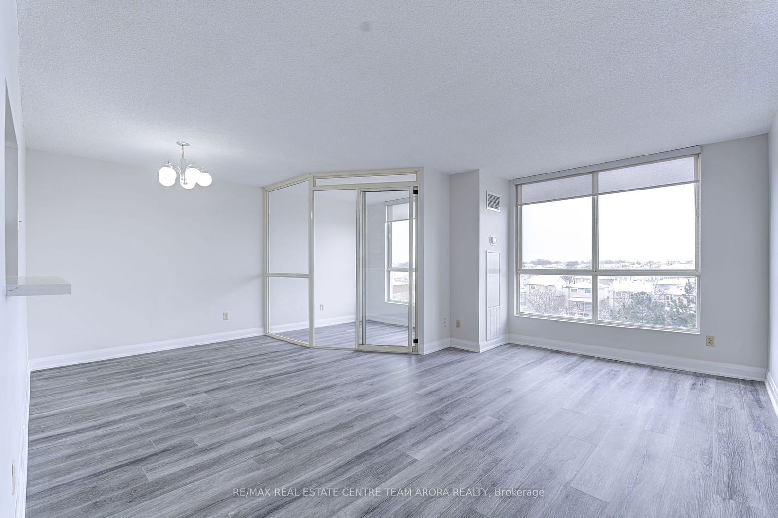 2901 Kipling Ave, unit 505 for sale