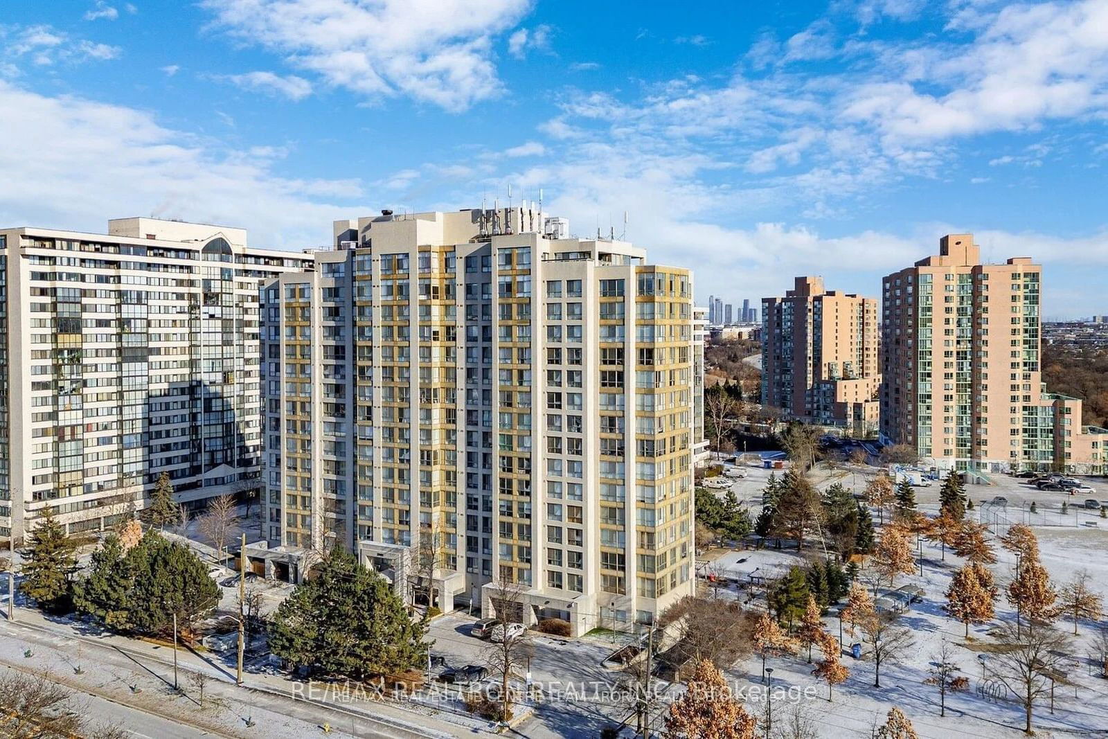 Rowntree Mill Condos, Etobicoke, Toronto