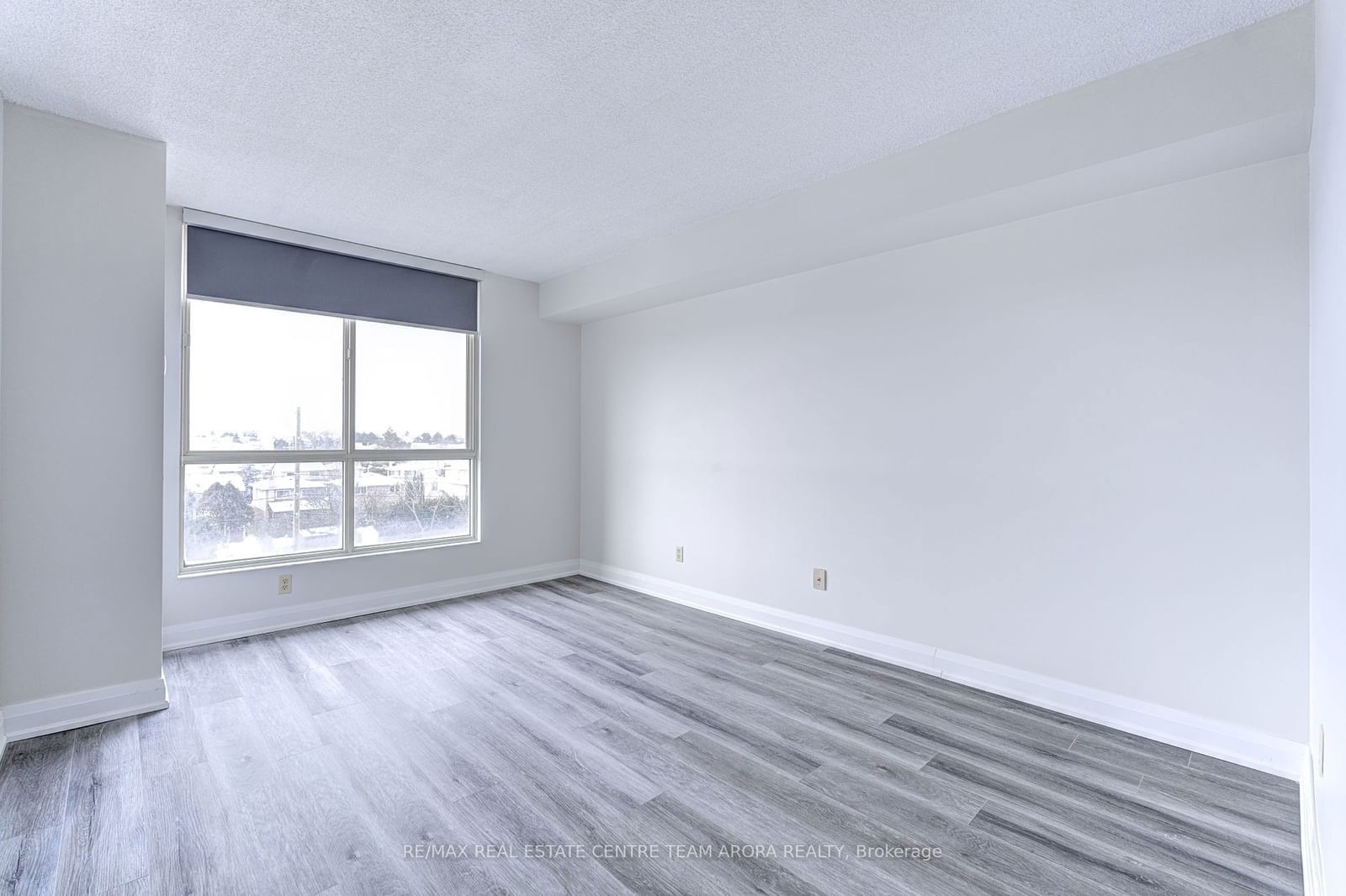 2901 Kipling Ave, unit 505 for sale