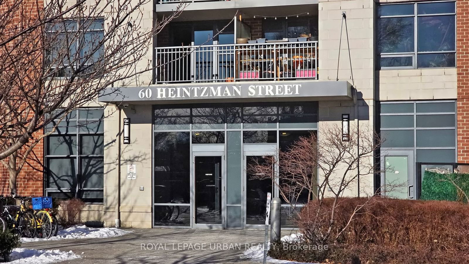 60 Heintzman St, unit 428 for sale