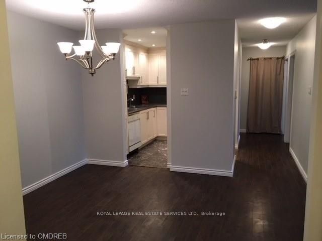 1450 Glen Abbey Gate, unit 322 for rent