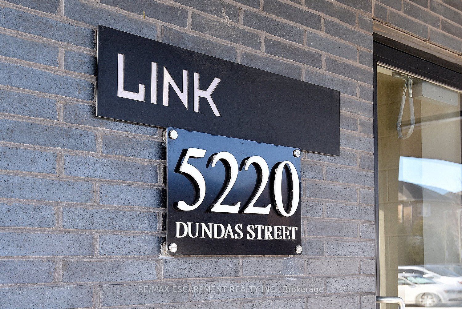 5220 Dundas St, unit D509 for sale