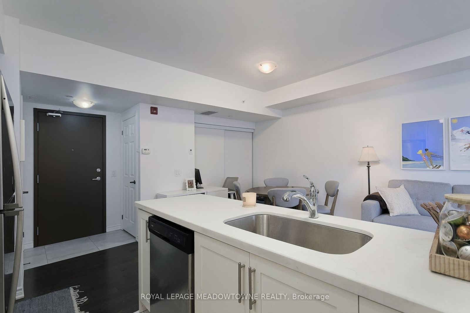 215 Broadway St, unit 207 for sale