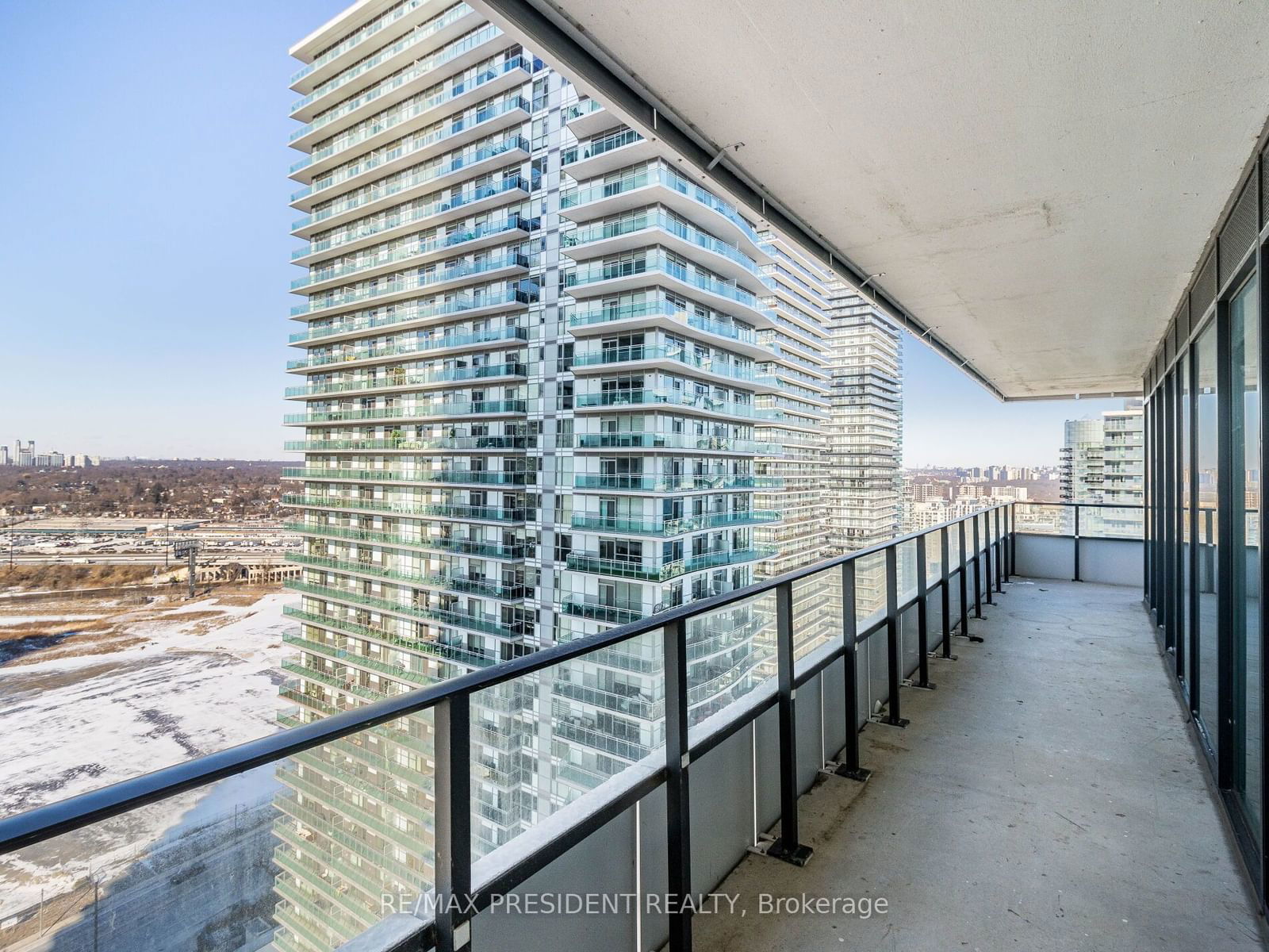 20 Shore Breeze Dr, unit 2704 for sale