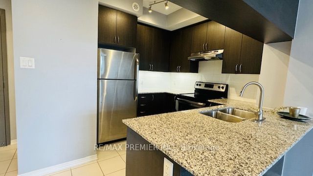 54 Sky Harbour Dr, unit 313 for rent