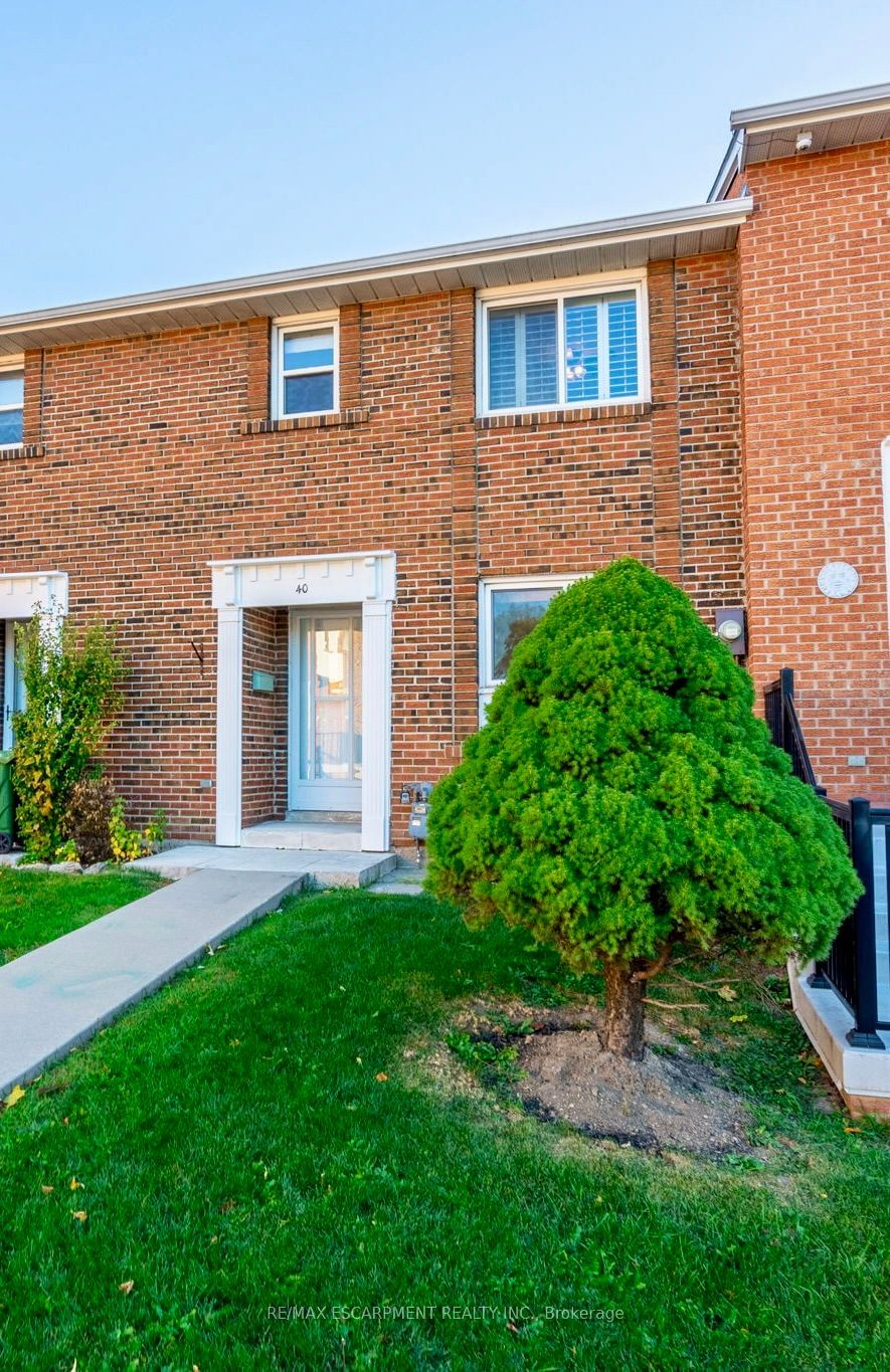 19 Centennial Park Road Townhouses, Etobicoke, Toronto