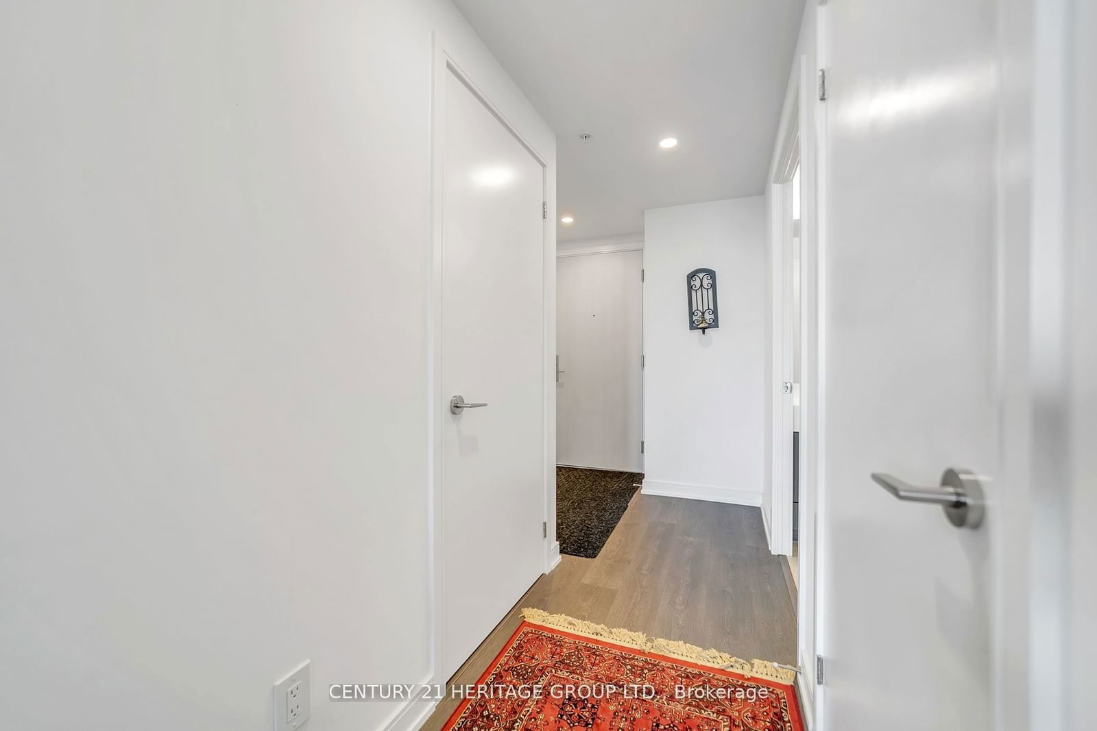 30 Samuel Wood Way, unit 1701 for rent