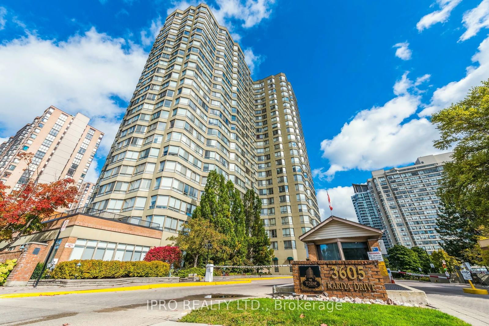 The Towne Condos, Mississauga, Toronto