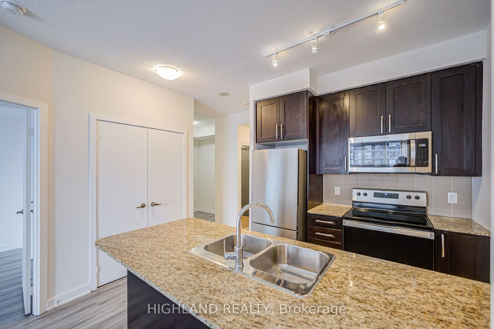 4070 Confederation Pkwy, unit 1803 for sale