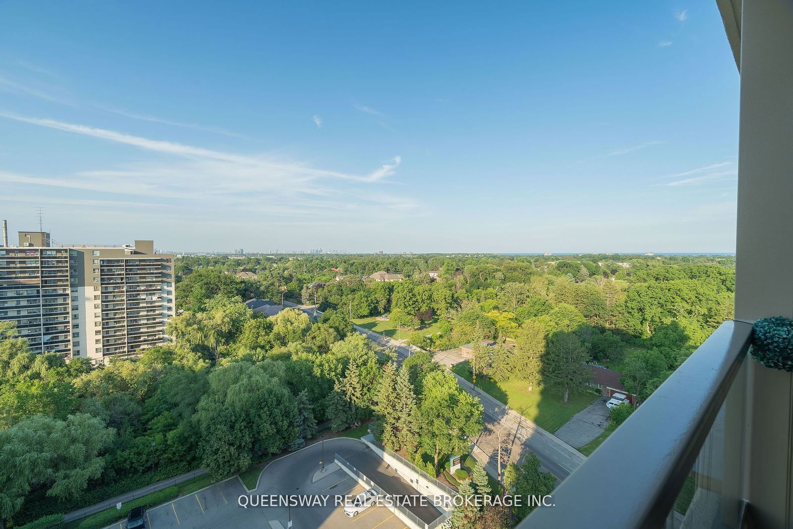 King Gardens Condos, Mississauga, Toronto