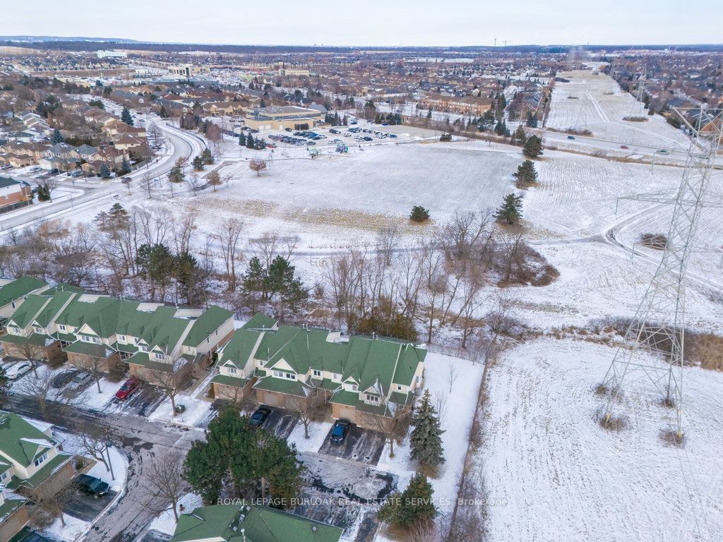 Paddington Park, Burlington, Toronto